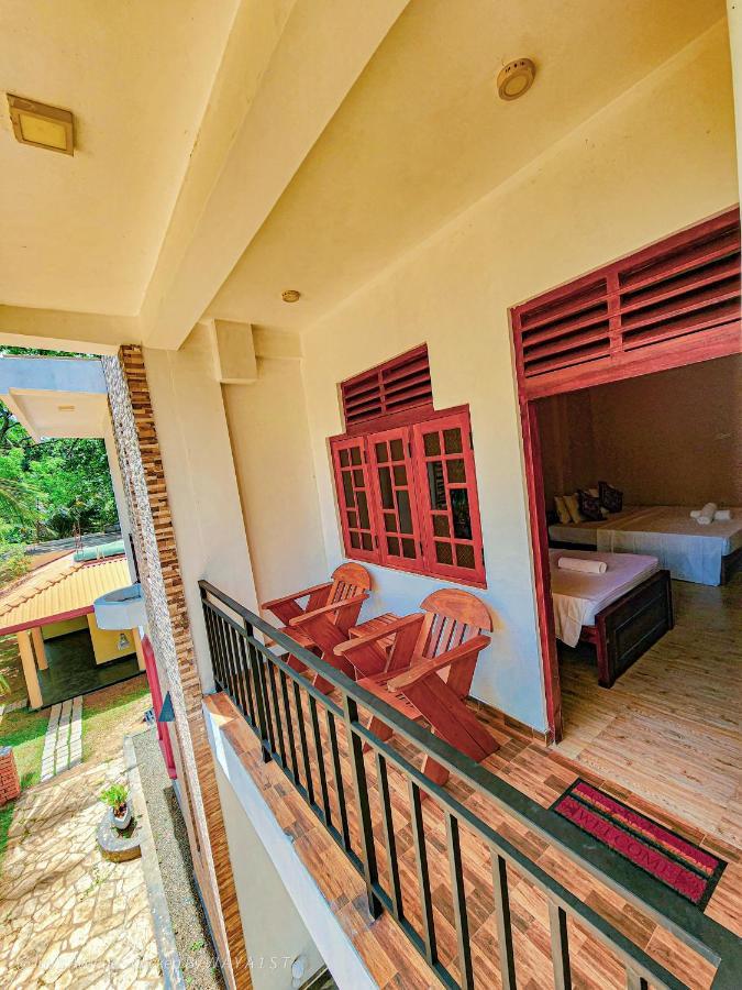 Jay'S Avenue Hotell Udawalawe Exteriör bild